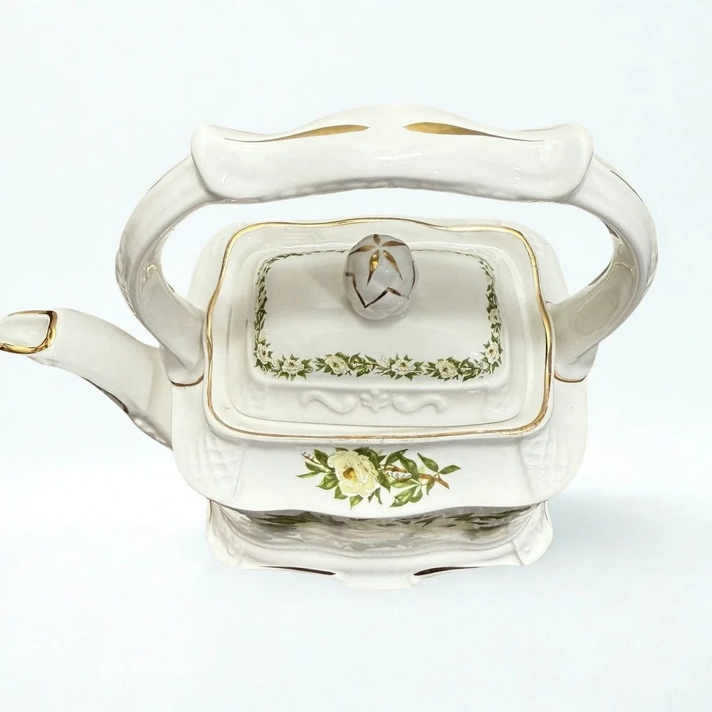 Rare Vtg Crown Dorset English Carriage‎ Style Magnolia Floral Teapot